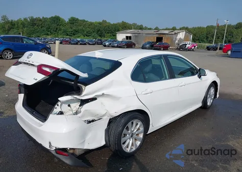 2020 Toyota Camry Le Awd из США, поврежденный, VIN 4T1C11BK4LU010585